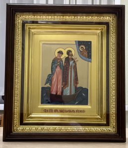 Икона «Петр и Феврония» в резном киоте Новочеркасск